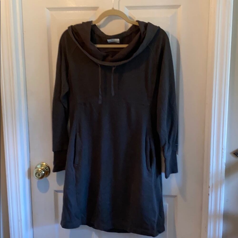 Columbia women’s M Gray hooded long sleeve dress